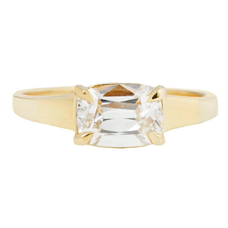 women’s vintage engagement rings-Magic Hour Diamond Ring