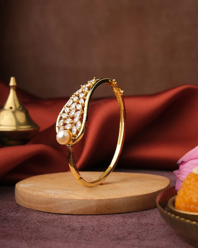 women’s precious stone bangles-Classic Shining CZ & Pearl Stud Bangle