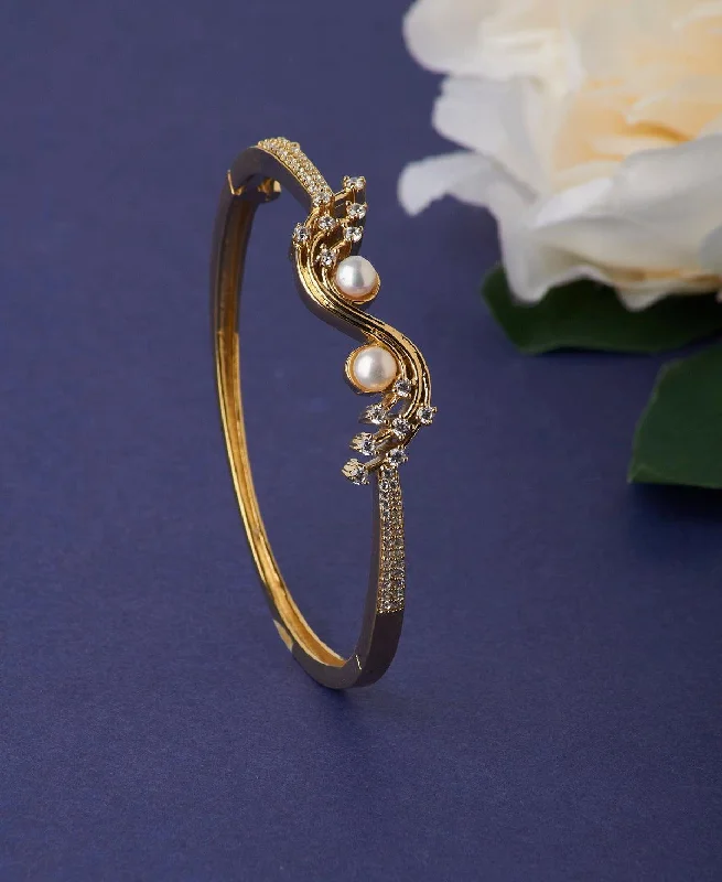 women’s handmade bangles-Delightful Real Pearl Bangle