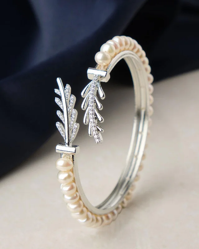 women’s stacked bangles-Leafy Stone Studded Pearl Bangle