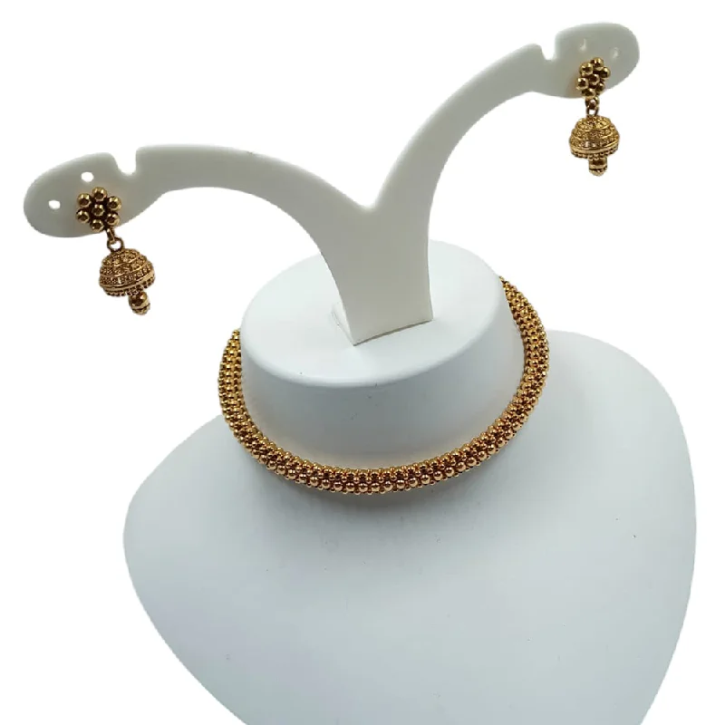 women’s gemstone statement necklaces-Padmawati Bangles Gold Plated Pearls Choker Necklace Set