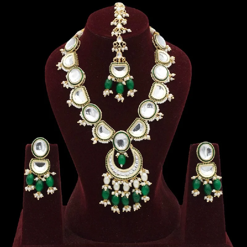 women’s classic chain necklaces-FS Collection Gold Plated Kundan Stone And Pearls Necklace Set