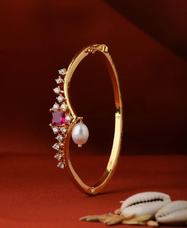 women’s delicate bracelets-Traditional Stone Studded Bangle