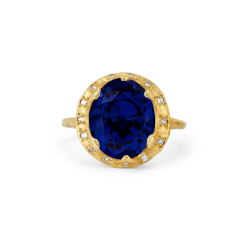 women’s aquamarine rings-Queen Oval Sapphire Ring with Sprinkled Diamonds