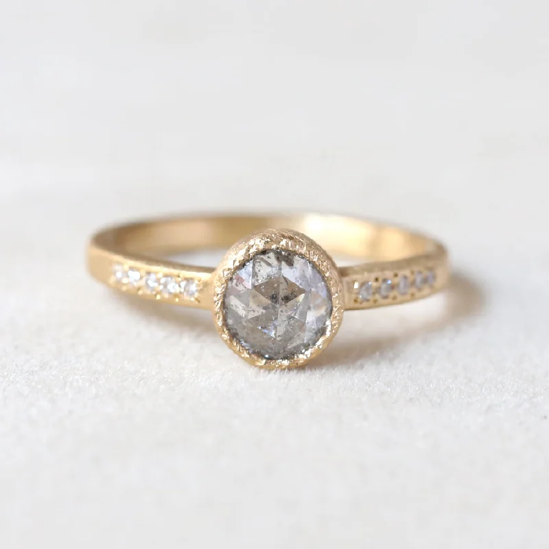 women’s vintage engagement rings-0.94ct salt & pepper diamond ring