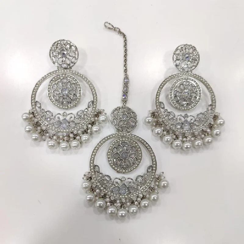 women’s bridal earrings-Kavita Art Silver Plated Crystal Stone And Pears Earrings With Maangtikka