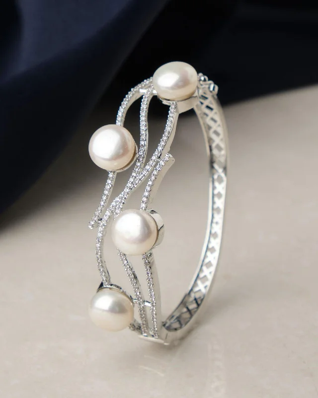 women’s braided bracelets-Fashionable Pearl & Stone Studded Bangle