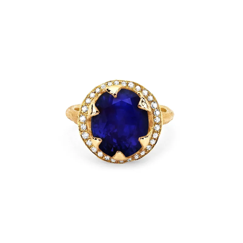 women’s gold engagement rings-Queen Oval Sapphire Ring with Full Pavé Diamond Halo