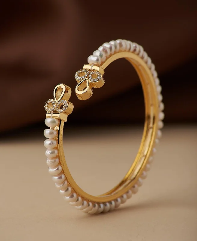 women’s elegant bracelets-Trendy Stone Studded Pearl Bangle