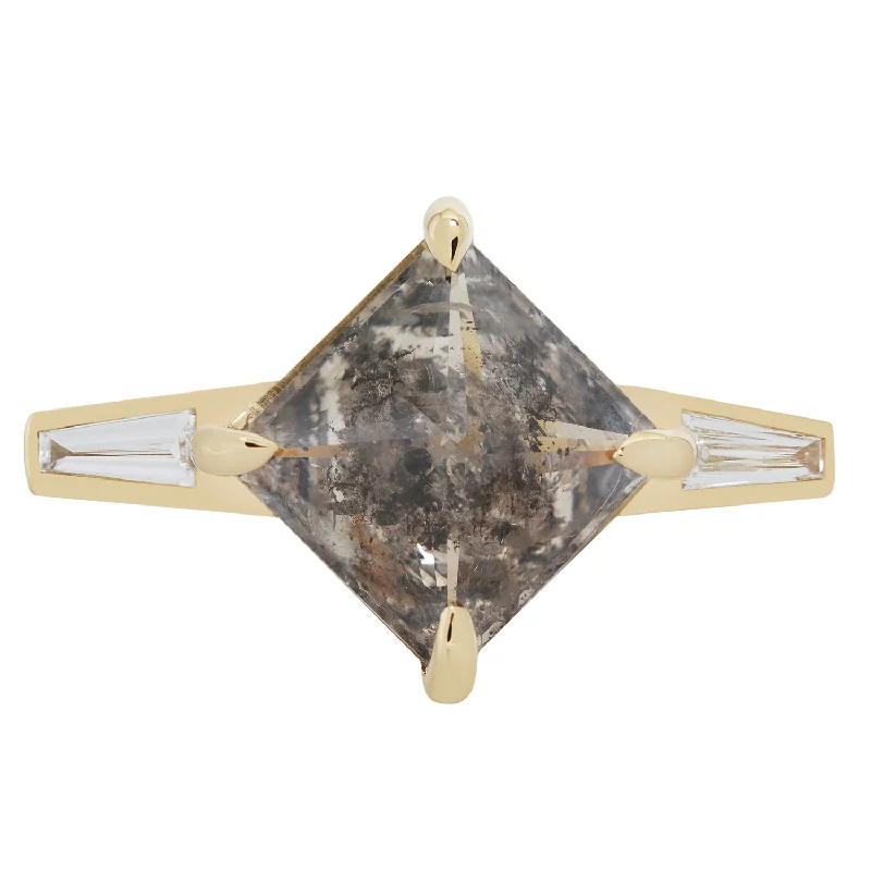 women’s gemstone engagement rings-Speckled Pyramid Diamond Ring