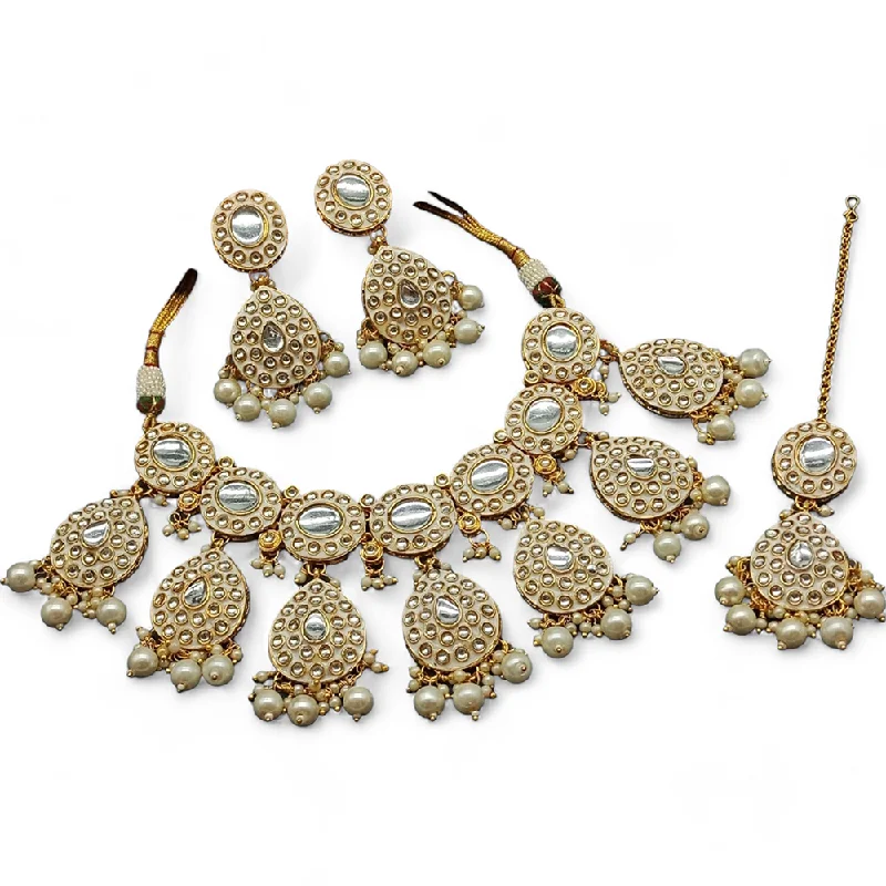 women’s vintage-inspired necklaces-Gehana Mahal Gold Plated Kundan Stone And Beads Necklace Set