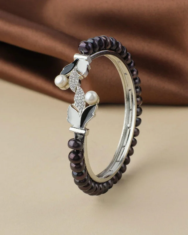 women’s braided bracelets-Elegant and classy Pearl Bangle