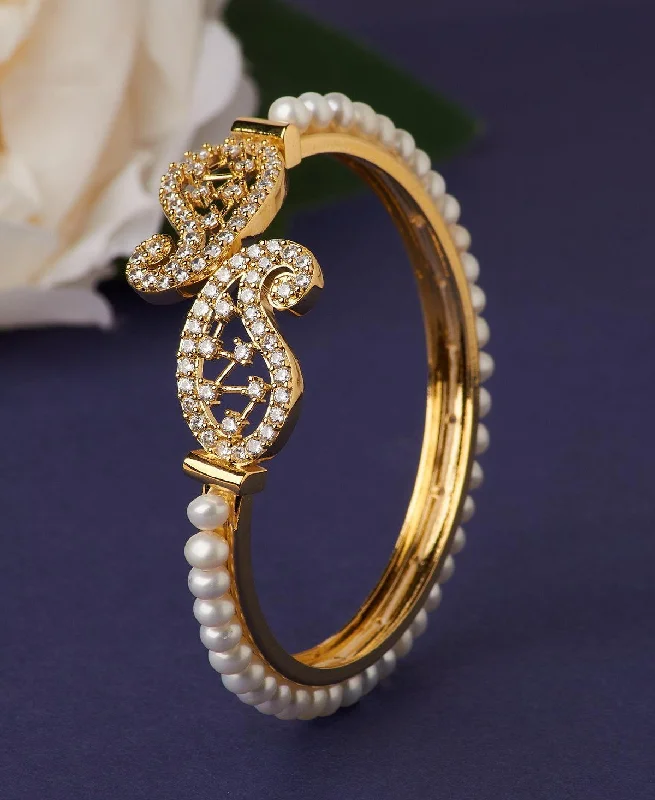 women’s rose gold bangles-Stunning Stone Studded Pearl Bangle