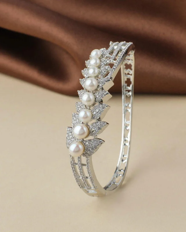 women’s thick bracelets-Stunning Stone Studded Pearl Bangle