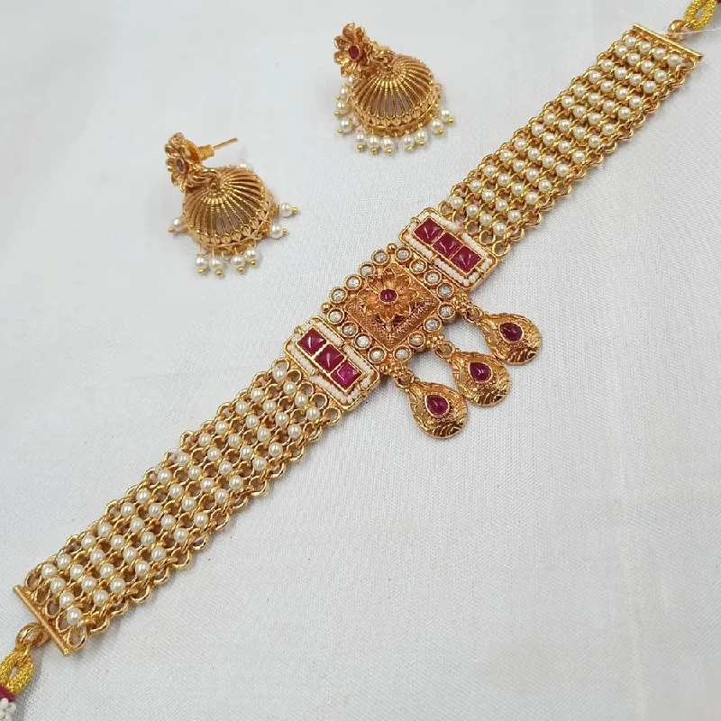 women’s halo necklaces-Padmawati Bangles Gold Plated Kundan Stone And Pearls Choker Necklace Set