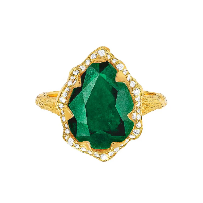 women’s emerald rings-18K Queen Water Drop Zambian Emerald Ring with Full Pavé Diamond Halo